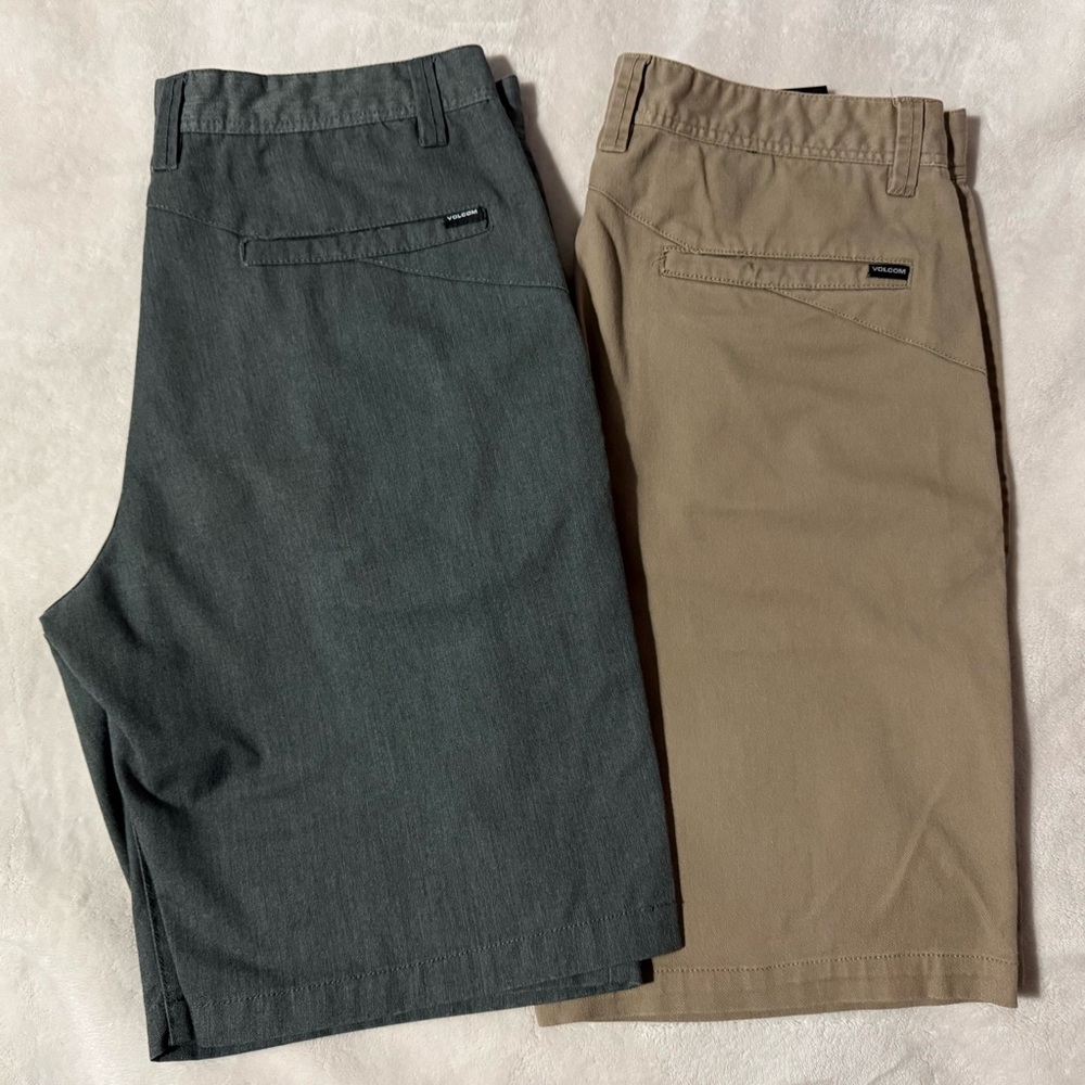 Men’s Volcom Bundle - Picture 2 of 7